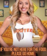 Hooters01s.JPG